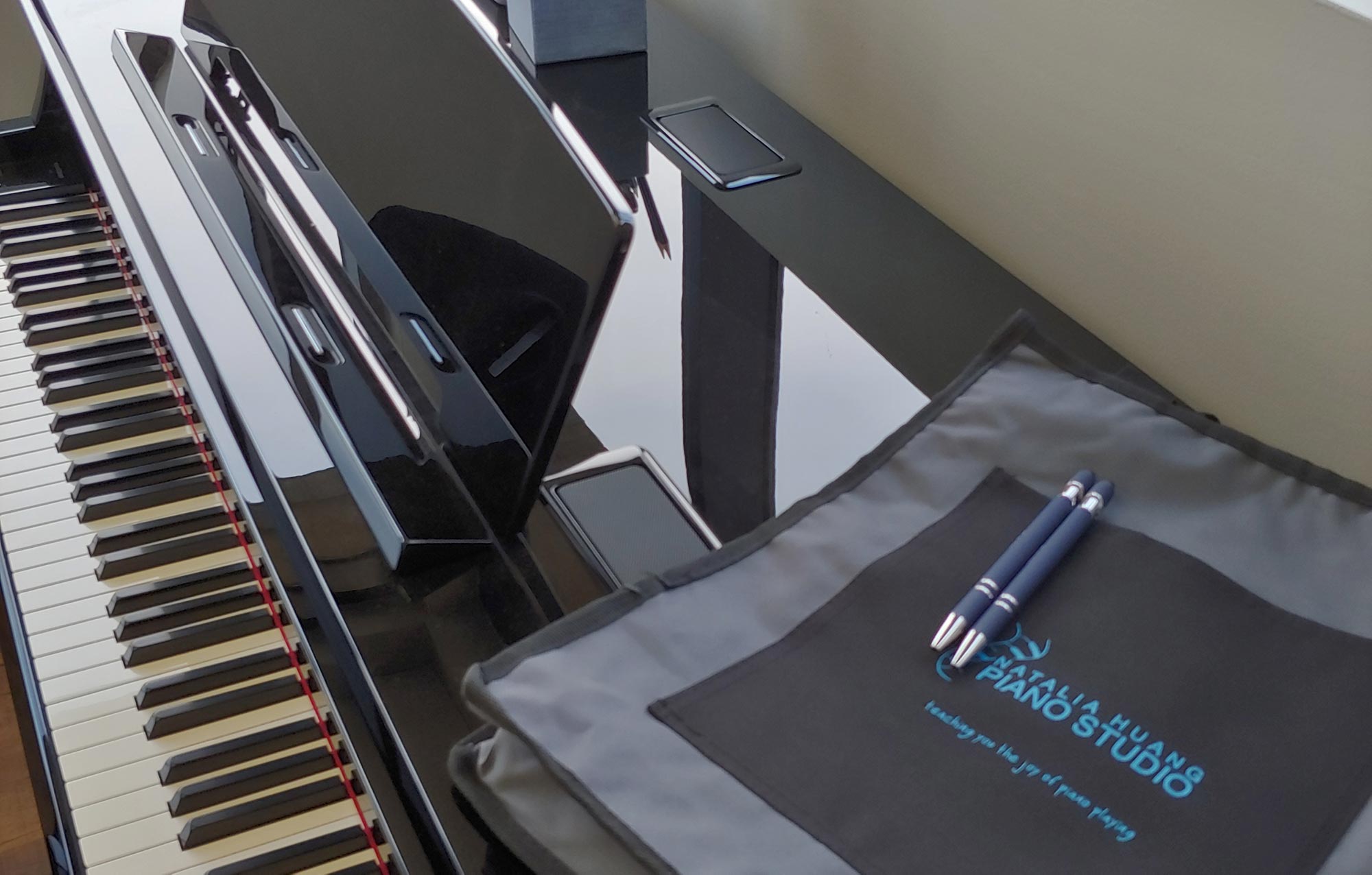 piano banner brea ca