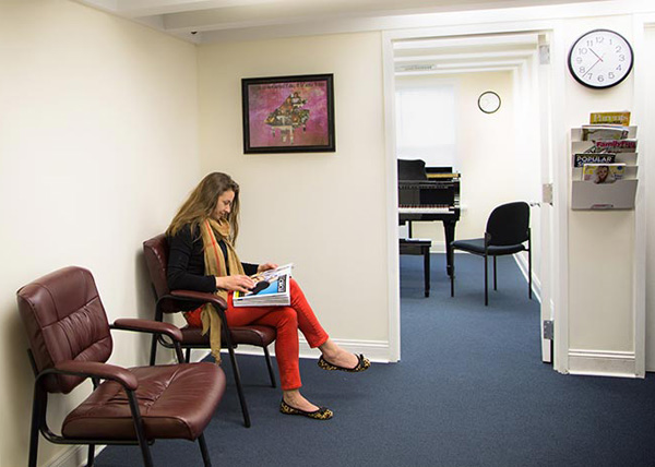 greenwich ct studio waiting room